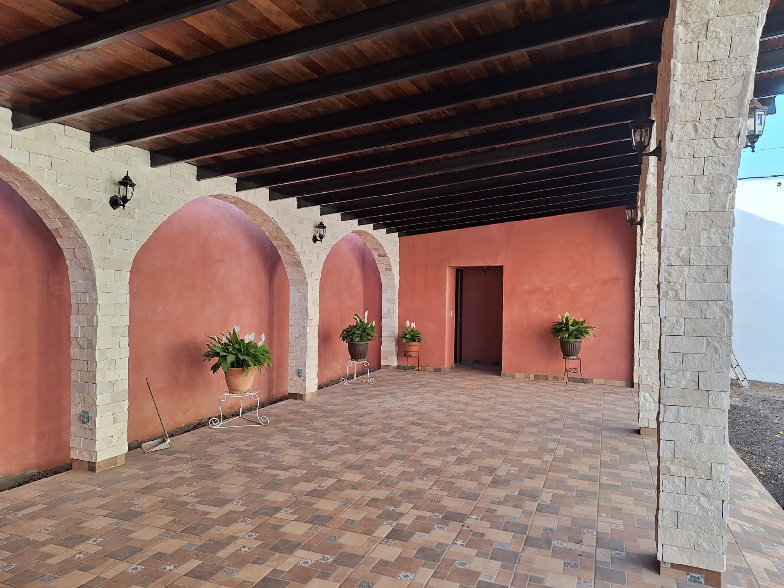 La importancia del color y la textura en la percepción de los espacios 