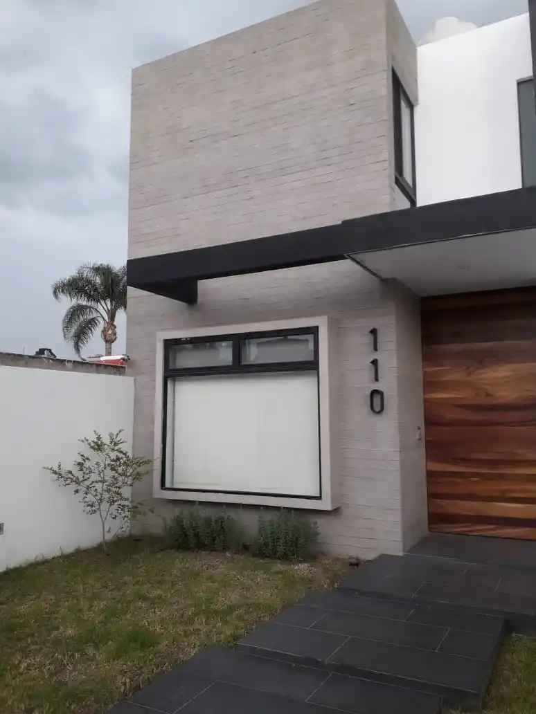 ¿Cuál es la mejor opción para decorar fachadas tipo piedra? 